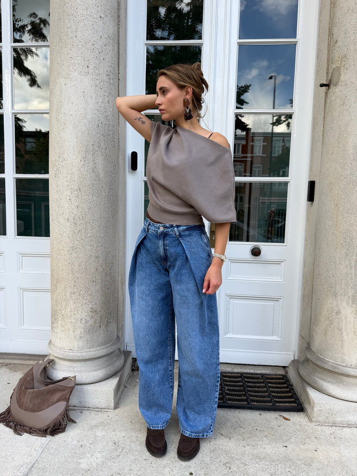 Pleated Tall Jeans - PRE ORDER