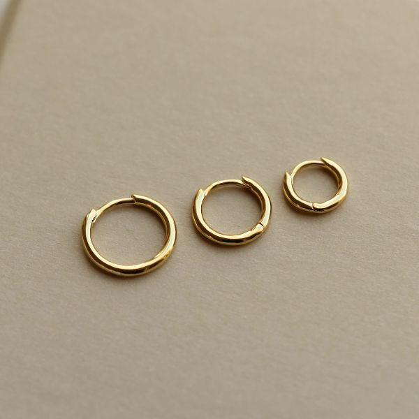 KARMA 14K Gold Tiny Plain Hoops