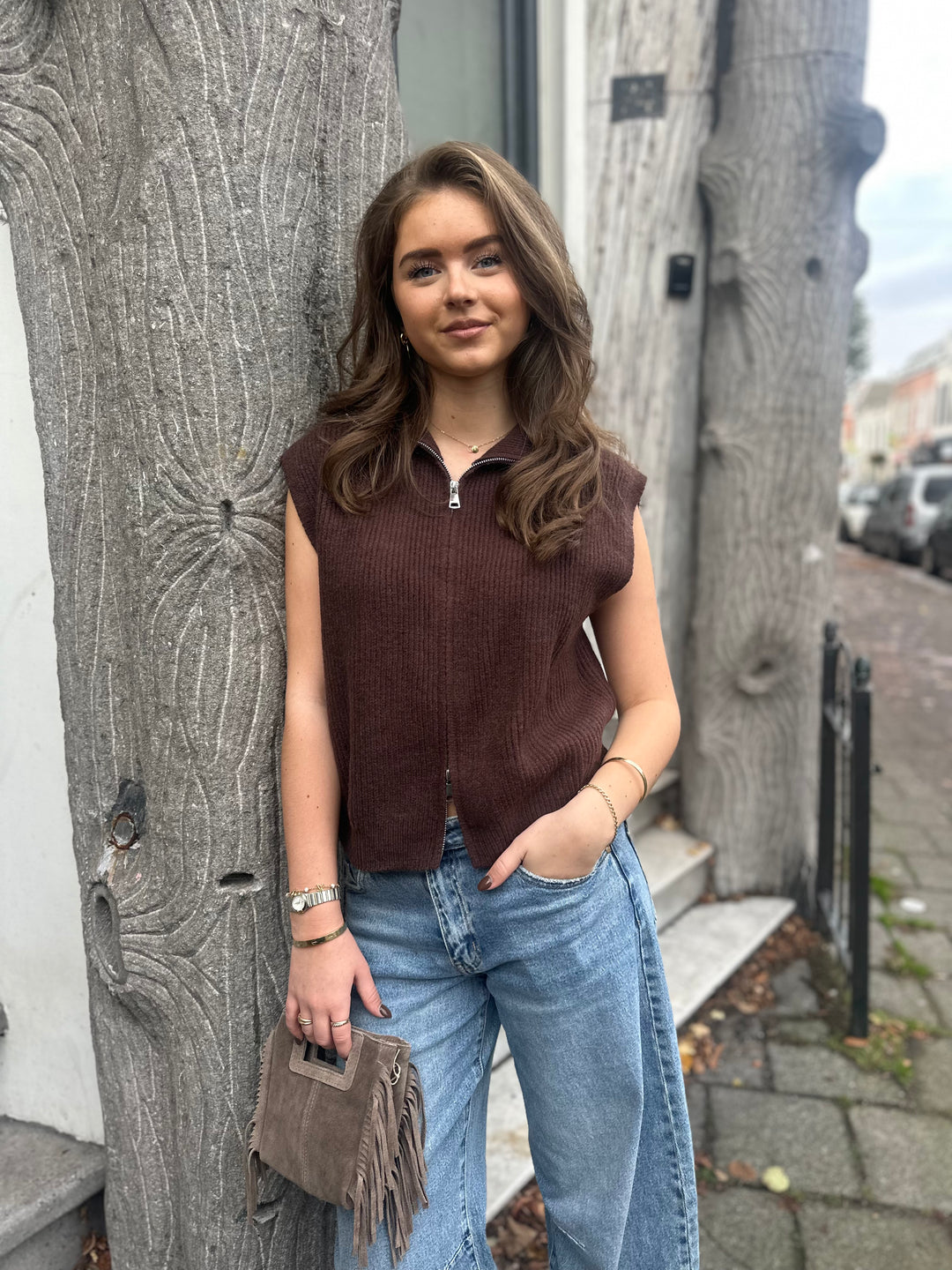 Bruin gilet met rits